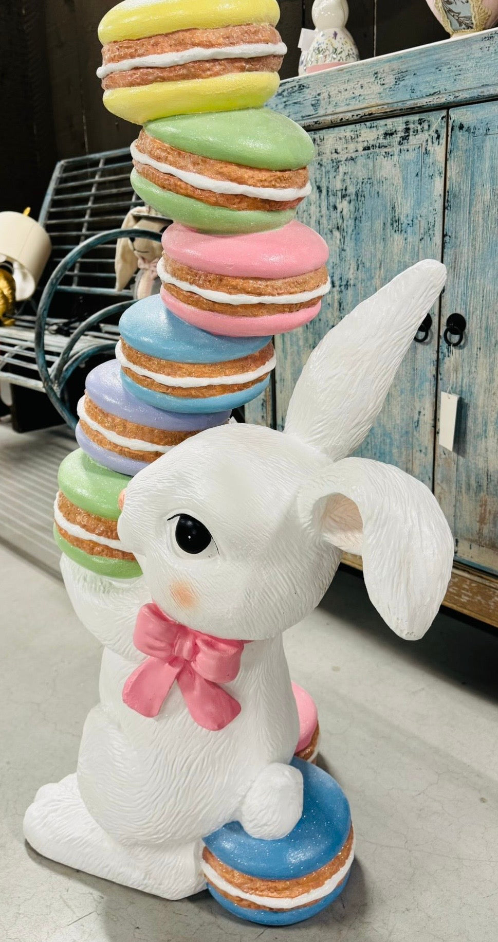 Paas collectie Clayre & Eef konijn met macarons  51x37x90 cm